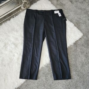 Kenneth Cole Men’s Suit Separate Pant. Grey. Size 46x30. New.